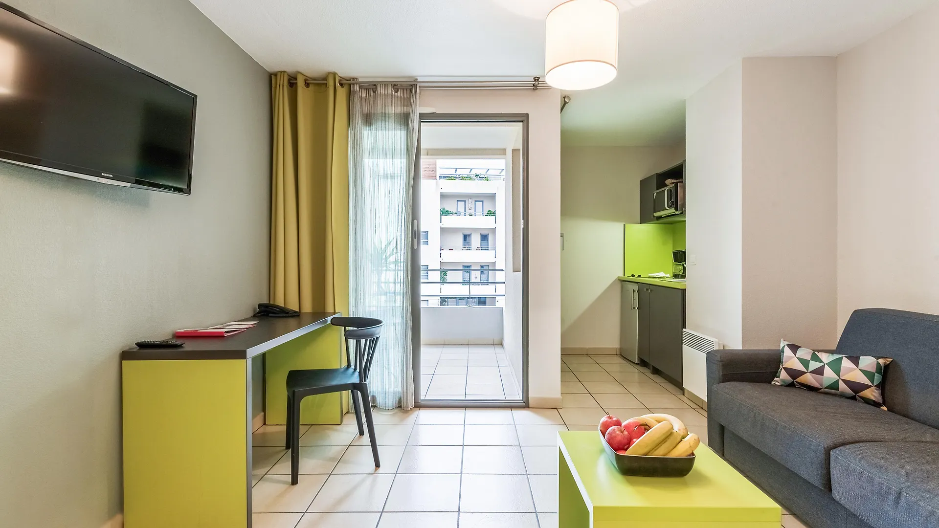 *** Aparthotel Appart'City Confort La Ciotat - Cote Port France