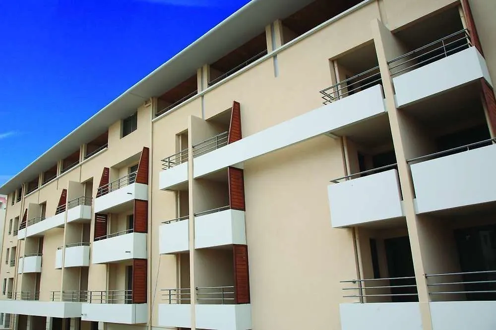Appart'City Confort La Ciotat - Cote Port France
