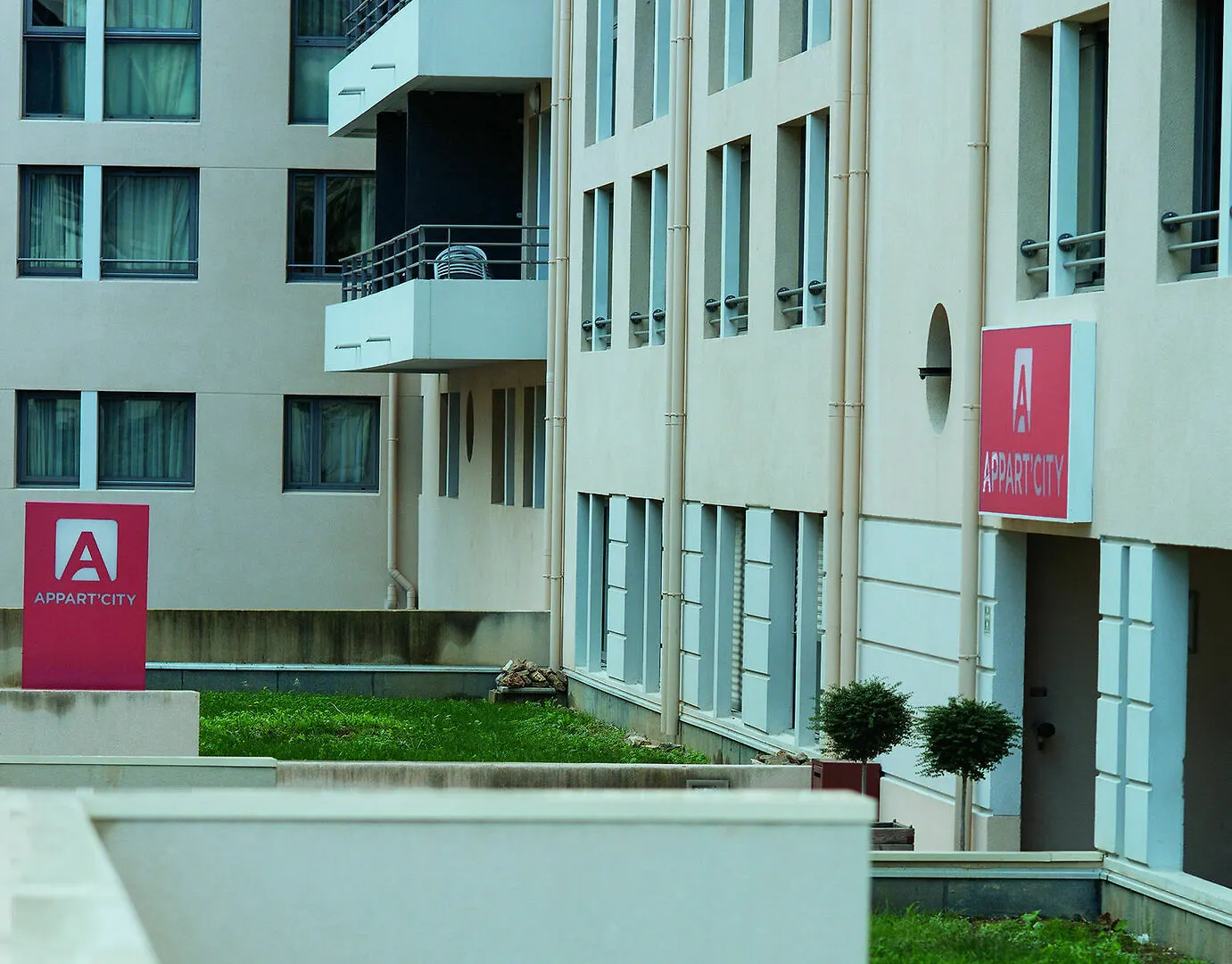 Appart'City Confort La Ciotat - Cote Port Aparthotel