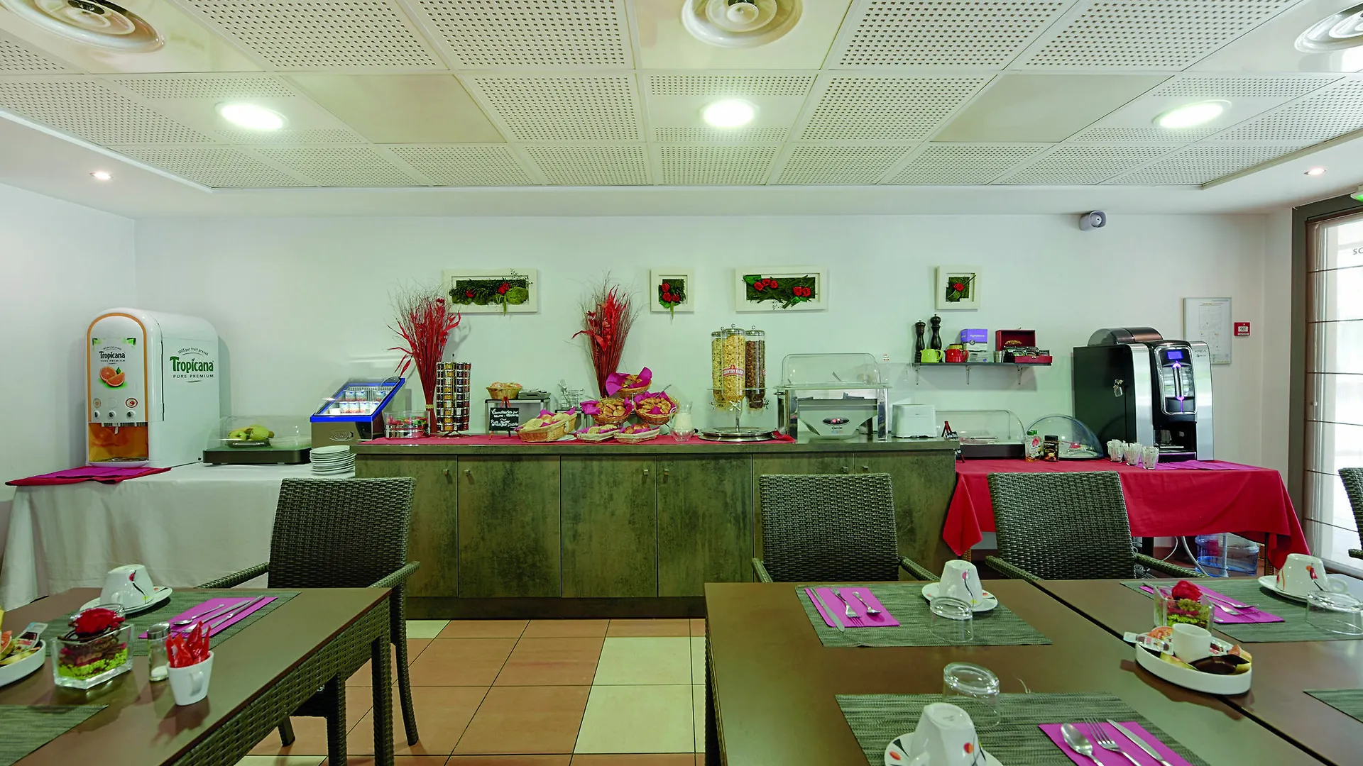 Appart'City Confort La Ciotat - Cote Port 3*,
